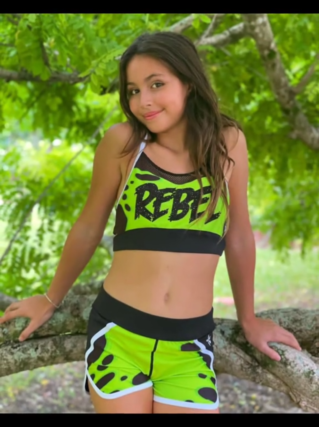 Good evening, I hope you all had a great weekend! Tomorrow a new start of the week full of blessings awaits us! 🥰🥰🥰 #photooftheday #valeczka ❤️❤️❤️