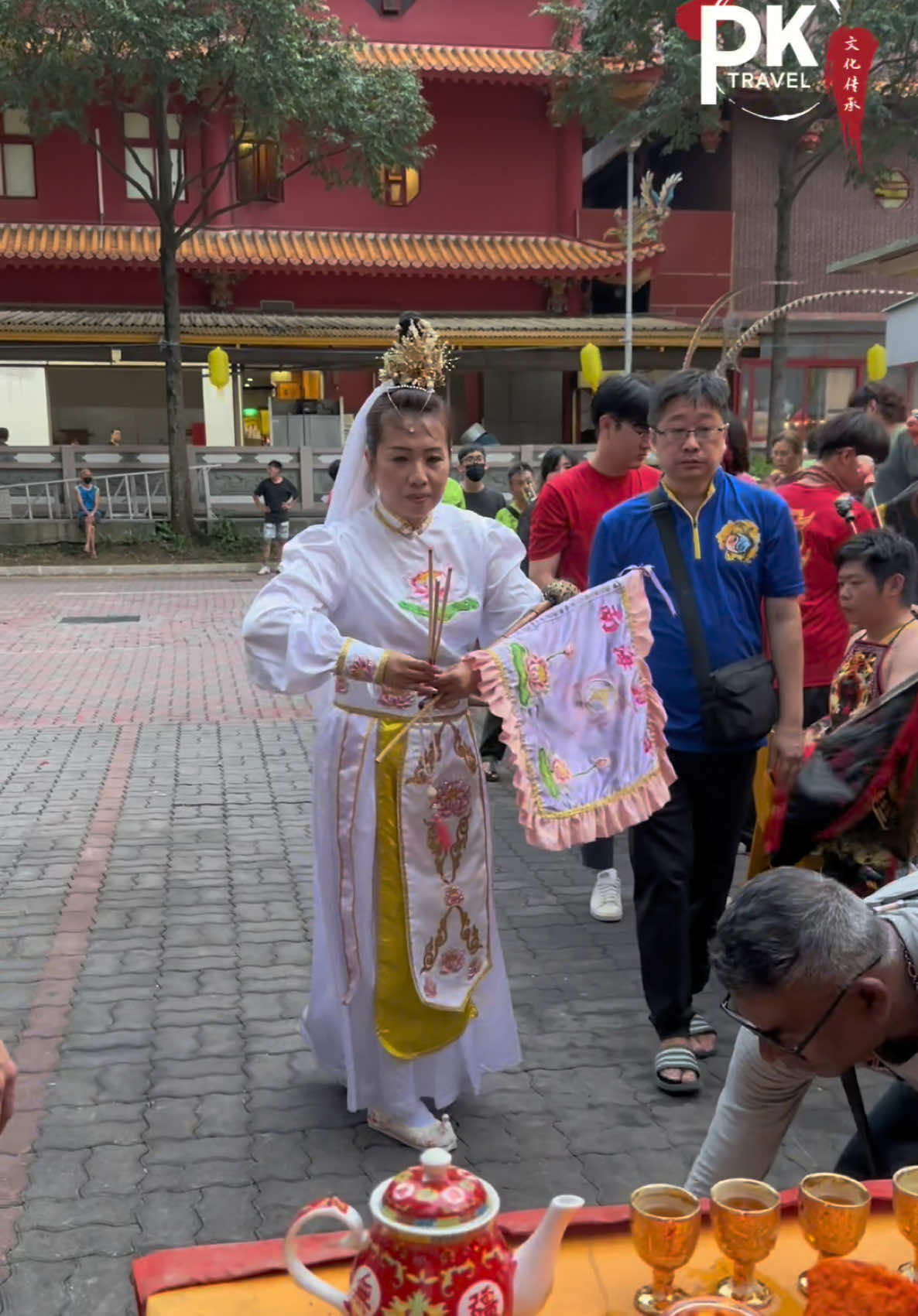 🌸 勅封川弓殿眾神出巡透境 🌸 📅 09/11/2025 (乙巳年九月二十) 📍 447A Jalan Kayu（Coffeeshop 咖啡店） 萬民敬仰，香煙裊裊。 神威顯赫的【勅封川弓殿】眾神，將於這一天隆重出巡透境， 巡視善惡、庇佑黎民，護佑四方安康。 誠邀十方善信，一同虔誠隨香， 感受神明恩澤，祈福平安順遂。 無論您身在何處，誠心一念，皆可與神同行。 🙏 準備好您的香、您的願、您的心， 與我們一同迎接這場充滿神聖能量的出巡盛事。 #勅封川弓殿 #神明出巡 #九月二十 #乙巳年  #透境祈福                      