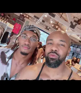 It’s with heavy hearts to announce. That my brother friend and confidant has passed. Yes King is gone. RIP