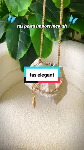 simple elegant bisa muat handpone dan kebutuhan lainnya, pastikan kalian punya guys ,biar ga bingung lagi cari tas buat pesta kondangan🫶🏻 #taspestaimport#unikmenariklangka#elegant#guncangpromo1111#gajiansale 