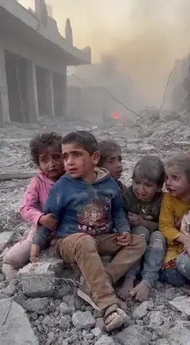 Ya Allah lindungilah anak² Gaza dan saudara saudara kami yang ada di PALESTINA🤲🤲🤲 😭😭😭 #freepalestina🇵🇸🇵🇸🇵🇸  #savegazapalestina🇵🇸🇵🇸  #prayforpalestine 🇵🇸🇵🇸