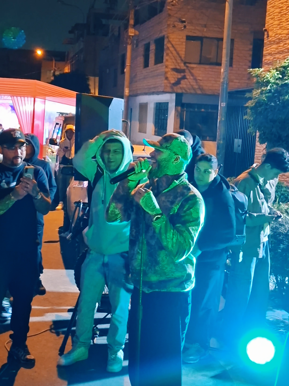 ❤️🇵🇪🎶 #farruko #perúesclave🇵🇪 #farrukoenlima #viralvideos 