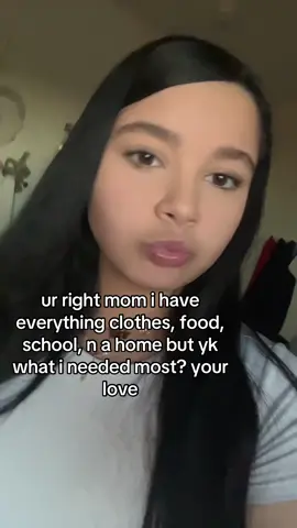 srry guys i js miss my mom🥹🥹#jesuslovesyou #foryoupage #fyp #xyzbca #mommyissues 