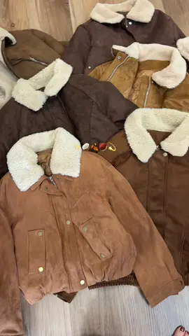 Áo khoác da lộn chần bông - lót lông cổ bẻ 贝 dáng ngắn nữ - Áo khoác bomber lông cừu giữ ấm...#aokhoacda #aokhoacdalon #xuhuong 