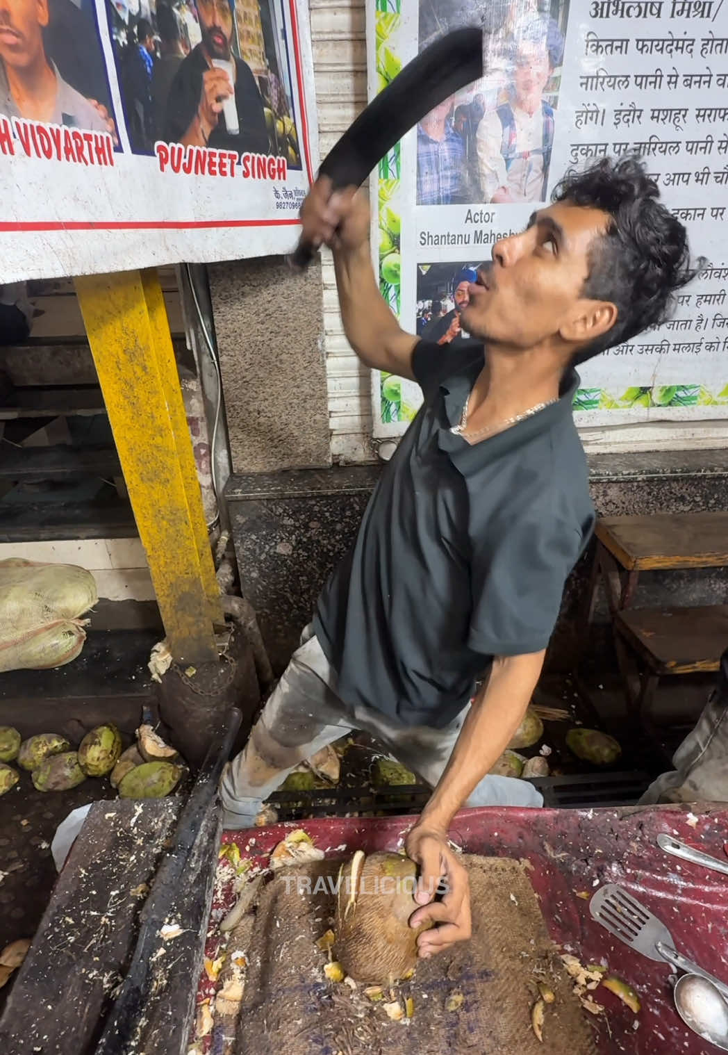 The Most Addictive Coconut Shake in India! 📍 Location  Indore in India 💰 Price USD 1.47 / INR 130 / KRW 2100 #coconut #milkshake #viral 