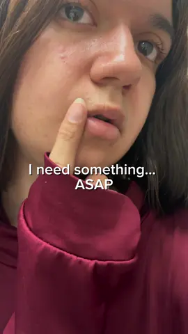 @klavuu_official @KLAVUU Lip Mask   #lips #tiktokmademebuyit 