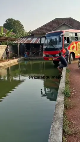 ketiduran ini sopirnya