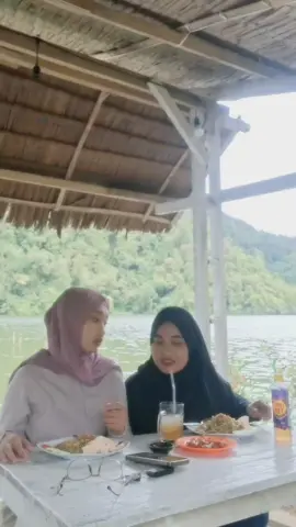 menusia penuh gebrakan @claraadindaa #fyp 