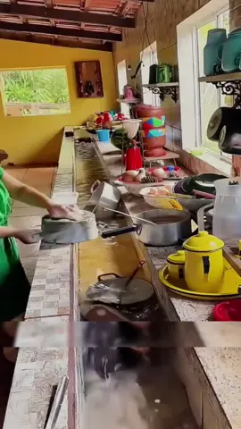 Esta es la cocina que todos envidiamos #curiosidades #cocina #restaurante #rio #arquitectura 