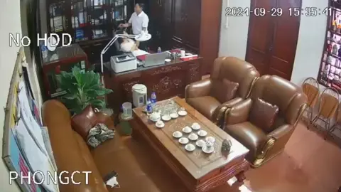 Vụ việc thầy chủ tịch 