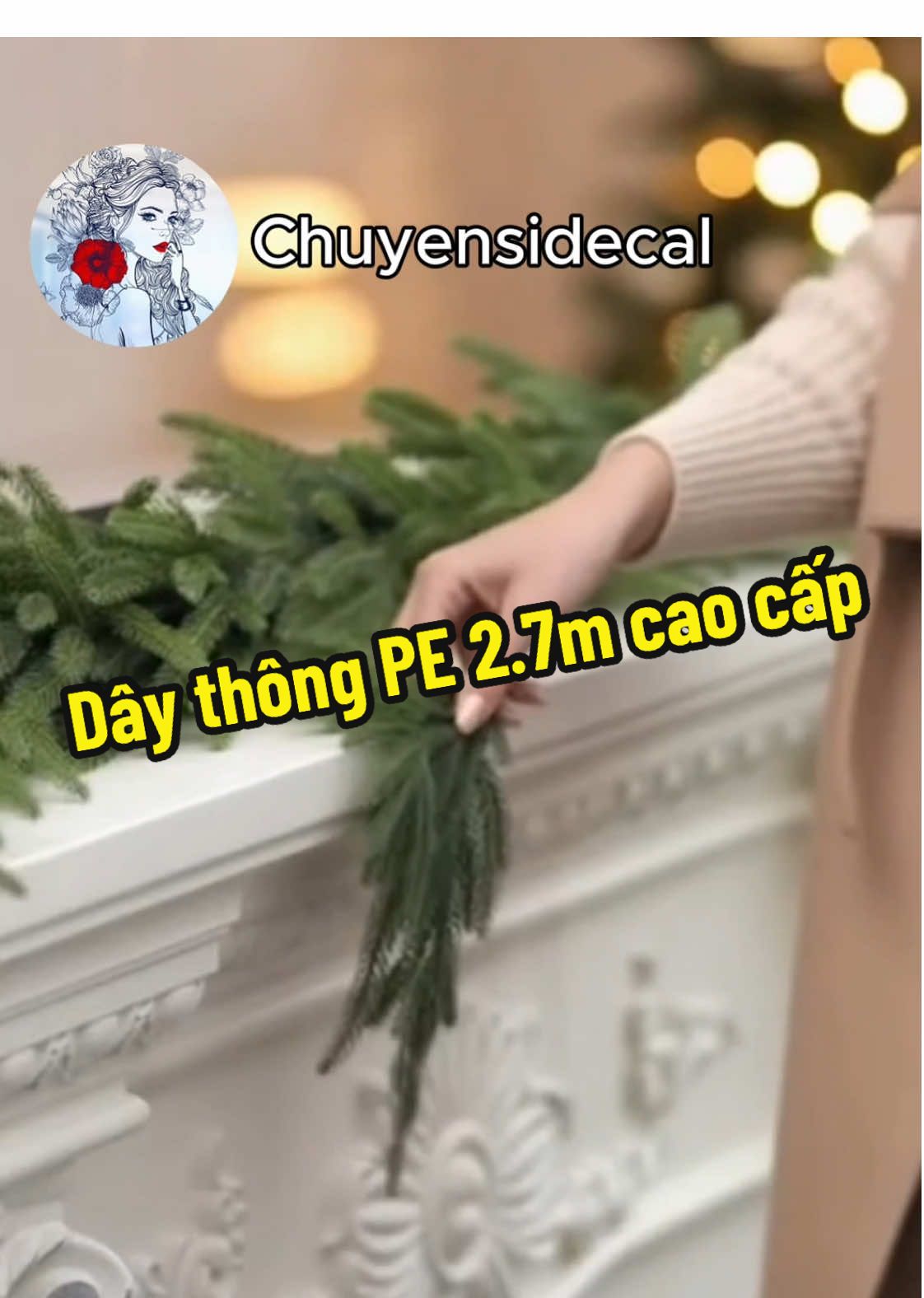 Dây thông PE 2.7m – bí kíp decor Noel “chanh sả” mà tiết kiệm 🎄 Chất liệu PE cao cấp, siêu dày – uốn cong, treo, quấn đều được! Một dây trang trí là cả góc nhà rực rỡ 💫 #daythongpe #daythongnoel #noel2025 #trangtrinoel #chuyensidecal 