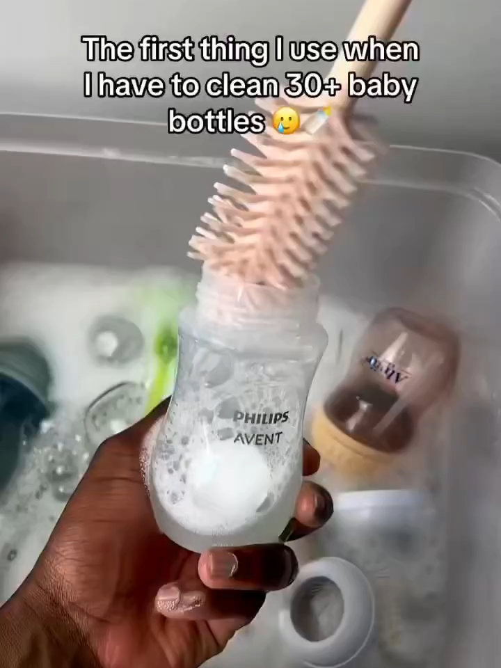 Limpador elétrico de escova de mamadeira, kit de limpeza de mamadeira,  lavadora de mamadeira de silicone com luz indicadora https://amzn.to/4nSxzlz