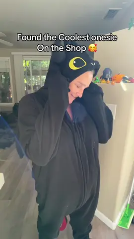 New Pajamas 🥰 #tiktokshopblackfriday #toothlessonsie #BFCM #SuperBrandDayBFCM 