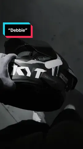 😮‍💨🤌🏼🖤