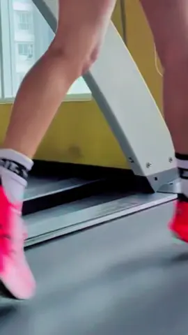 Thứ 2 là ngày đầu tuần, làm 30p đầu ngày rồi đi làm 