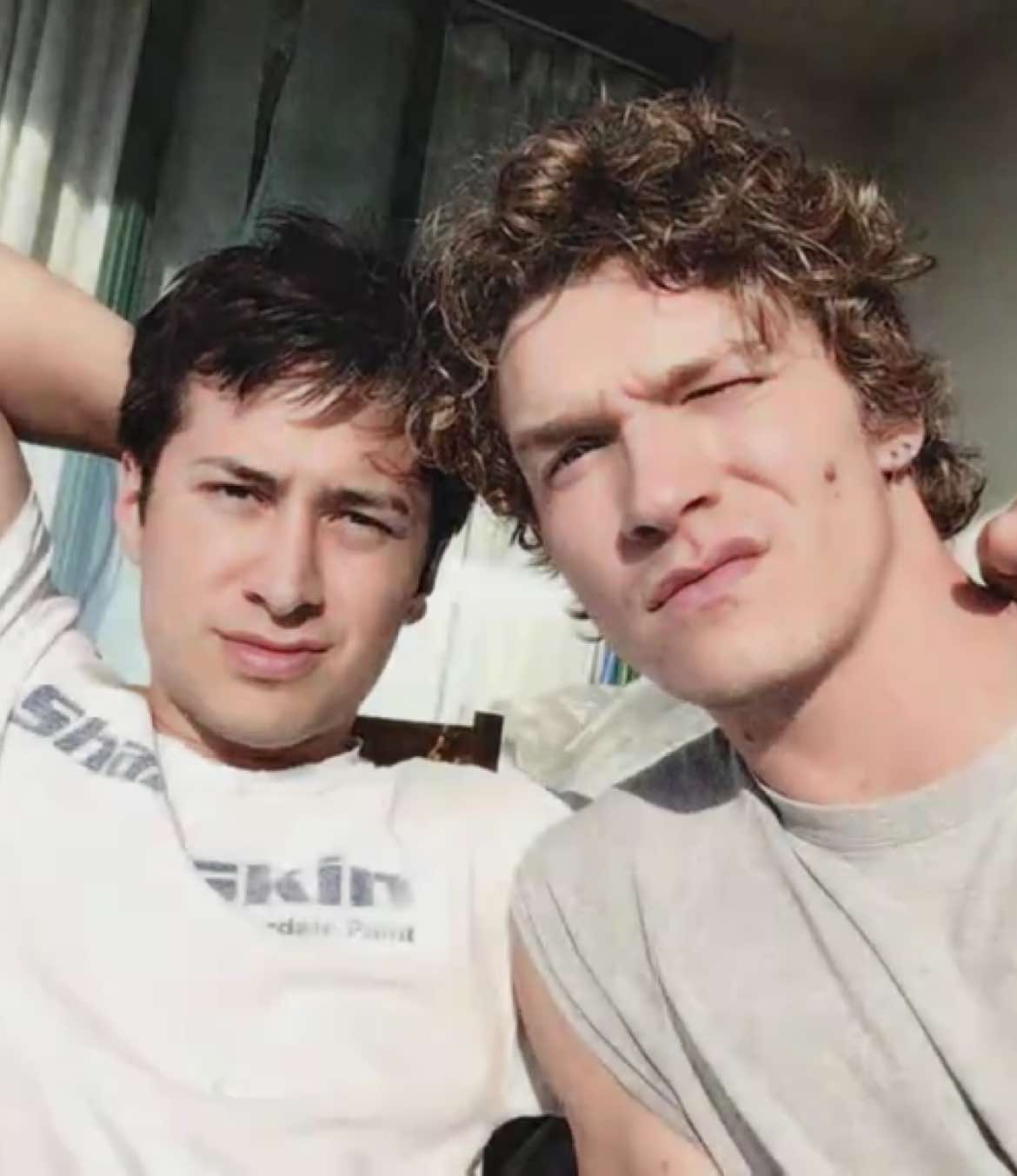 hollanov aka the buzziest ship to ever buzz lowkey — pf merderkins rm bareylena #heatedrivalry #shanehollander #ilyarozanov #hollanov #edit #BookTok #fyp rachel reid book edit 