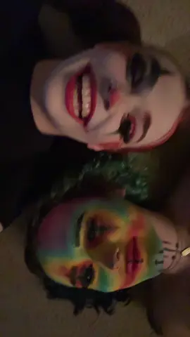 LMAOO we wanted to do one of those cute tiktoks but we can’t be serious 😐😭😭😭 #fyp #jojosiwa #boomerang #clown #rainbow 