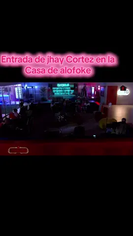 Jhay Cortez en la casa de ✨alofoke #lacasadealofoke🇩🇴 #lacasadealofoke #jhaycortez #cantante 