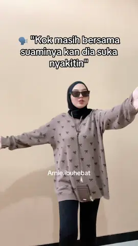 Relate ? 🤣 Yang penting saldo aman , anak gak brokenhome , aku bahagia 🤣 cinta mah cari di online aja banyak 🤣 wkwk 