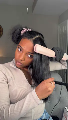I straightened my hair this week with the @wavytalkofficial steam straightening iron 💖 I’m using it for the steam technology so that my hair can have more moisture during the colder months #hairtok #naturalhair #wavytalk