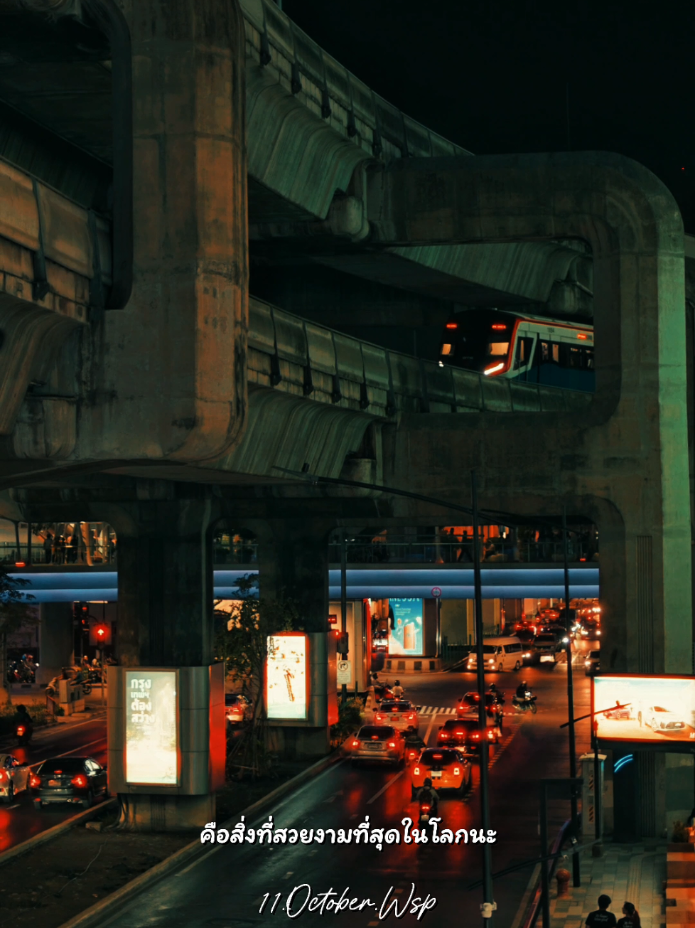 “หลังจากวันที่ลืมรักตัวเอง” ผมเคยคิดว่าการรักใครสักคนจนหมดหัวใจ คือสิ่งที่สวยงามที่สุดในโลก แต่ผมลืมไปอย่างหนึ่ง...ว่ายิ่งเรารักใครมากเกินไป เราก็ยิ่งห่างจากตัวเองออกไปทุกที #เธรด #ความรู้สึก #เธรดความรู้สึก #สตอรี่ความรู้สึก #ชีวิต 