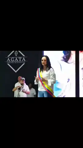 #MOMENTOS🤔🤔🤔 #politica 👍🇨🇴👍