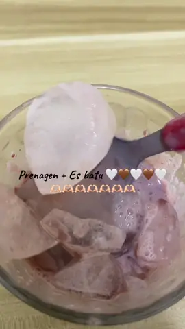 Siapa disini yang Tim minum susu pake es batu🖐🏻#prenagent #susubumilsehat #masyaallahtabarakkallah 