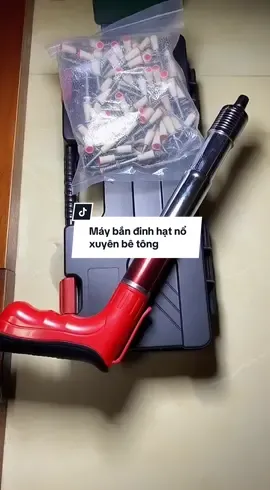 Máy bắn đinh hạt nổ , xuyên bê tông , gỗ , thép , thay thế cho máy khoan đục #maybandinhbetong #maybandinh #maybandinhbetongchinhhang #maybandinhcamtay #maybandinhhatno 