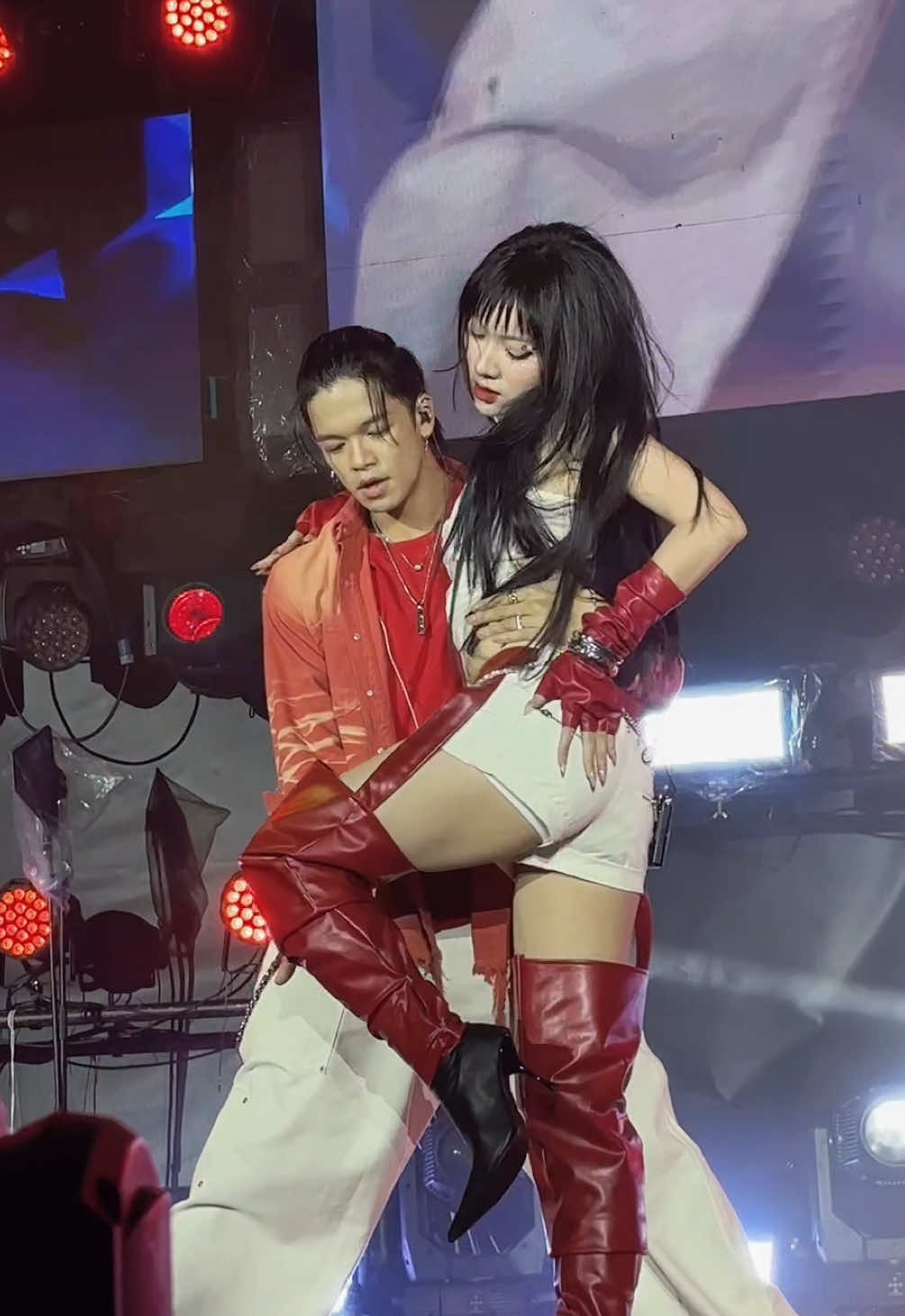 “Síc rịt” đêm qua của (S)TRONG và Mỹ Mỹ ❤️‍🔥 #STRONG #MyMy #SADNhan