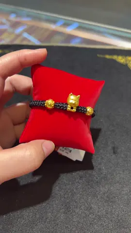 😍😍#喜欢的可以联系 #中国香港周六福黄金店本店在缅甸🇲🇲大其力 #တာချီလိတ်မြို့ 