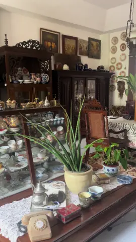 Tour de gallery #penggemarlawas #fyp #vintagedecor #viraltiktok #homedecor 