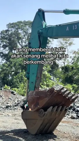 Copy🙌#operator_excavator #fyp #foryoupage #operatormuda #semogafyp #parapembenci🤣😝 