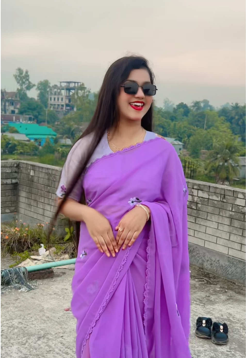 ভাইরাল করে দিলাম.!গানটা…৽ Sari:💁‍♀️@ESYRA #foryou #prema #Apu #foryoupage #for 