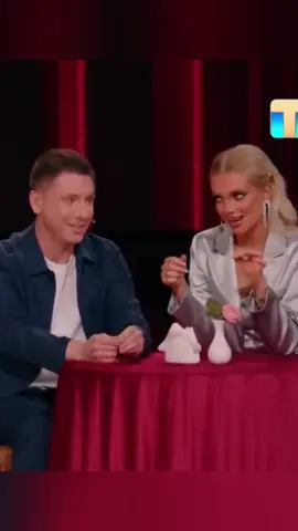 Так а какая ручка #камедиклаб #маринафедункив #катяшкуро #гарикхарламов #охранник                