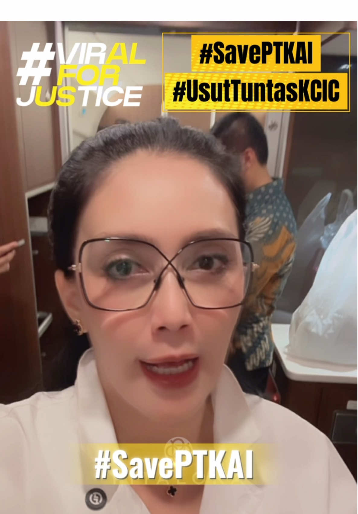 #ViralForJustice  #UsutTuntasProyekKCIC  #SaveKAI  #SaveAPBN Kunjungan kerja spesifik Komisi VI DPR RI, Jumat 07 November 2025, evaluasi proyek Kereta Cepat Jakarta–Bandung (KCIC) di Stasiun Tegalluar, Kabupaten Bandung. Hadir BP BUMN @bumn_id , Danantara @danantara.indonesia , PT KAI @commuterline , PT KCIC @keretacepat_id , dan PT PSBI. Proyek KCIC terindikasi bukan end to end design, tapi design and build trial & error berisiko tinggi, tanpa pertimbangan geografis dan tanpa revisi RDTR/RTRW Jawa Barat. EBITDA 2025 menunjukkan tren positif (Rp1,4–1,5T/tahun) dan mampu tutup operasional, namun tetap rugi bila memperhitungkan utang ±Rp118T dengan bunga Rp2T/tahun. Proyeksi keuangan 2025–2035 defisit kas Rp22,3T. Total Cash Deficiency Support (CDS) Rp13,5T. Porsi CDS BUMN (PT PSBI): 1. KAI Rp7,7T – hanya mampu penuhi CDS sesuai sinking fund Perpres 93/2021; 2. WIKA Rp4,4T – tidak mampu karena restrukturisasi & kondisi keuangan; 3. Jasa Marga Rp0,9T – belum ada kepastian dukungan; 4. PTPN1 Rp0,1T – tidak mampu karena restrukturisasi & beban internal. Atensi KCIC: 1. Tahun 2028 wajib bayar bunga & pokok utang, menambah defisit kas; 2. CDS terbesar karena pengembalian loan principle ke China Development Bank; 3. Berdasar realisasi 2023–2024 diprediksi rugi hingga 2061; 4. Kerugian akibat depresiasi, amortisasi, bunga, reinvestasi, & devaluasi nilai tukar (±40%). Saya mengapresiasi sikap Presiden Prabowo @prabowo yang tegas menyikapi “Bom Waktu KCIC” diambil alih negara! Rekomendasi: 1. KPK & APH #UsutTuntasProyekKCIC tanpa pandang bulu; 2. BPK lakukan audit investigatif berdasar perubahan UU BUMN; 3. Presiden Prabowo: - Amandemen Perjanjian Konsesi dengan Presiden RRT, renegosiasi & restrukturisasi pinjaman CDB, serta pembebasan fee konsesi; - Revisi Perpres 93/2021 agar beban KCIC tidak membebani APBN dan memastikan langkah hukum Presiden terencana, terukur, dan tepat sasaran. Salam sopan Indonesia!