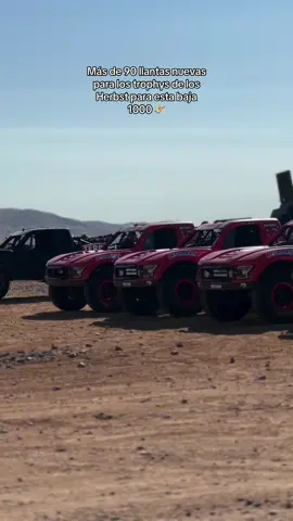 La ventaja de tener patrocinador 😜#trophytruck #baja1000 #offroad  