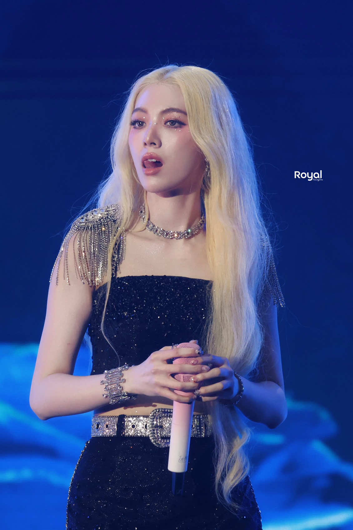 :còn luỵ vibe này của cổ …#ormkornnaphat #lingorm #lingorm1st_impactfancon #alym♡ @ออมออมเอง:^D 