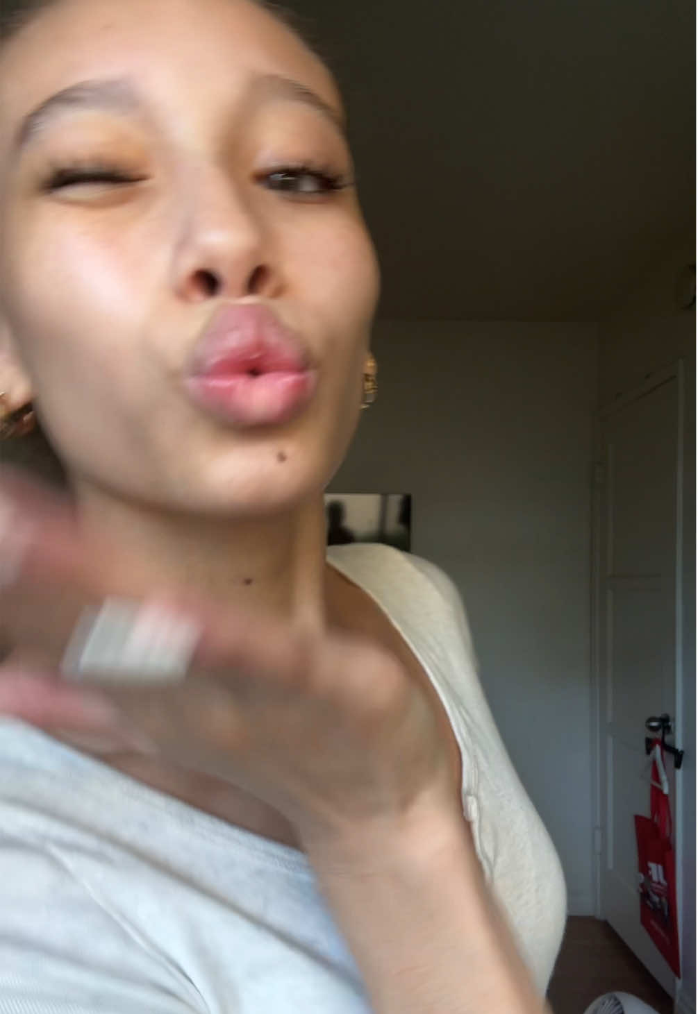 I love this song 🎧🤍 #fyp 