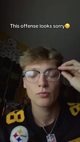 The steelers offense can’t score… #steelers #nflfootball #steelersfan #fypシ #whatishappening 