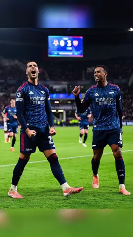 #arsenalfc #ဖုန်ရှူလိုက်😁😁😁