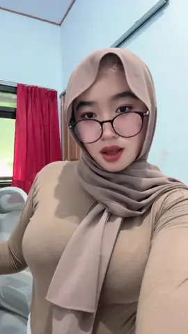 Aura hypernya kuat banget🤭💋 #jilbabgede #cantik #fyp #hyper 