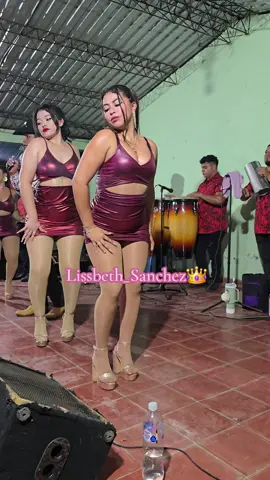 Ya llego el amor ❤️ #lissbethsanchez24 #Cumbia #amor #dancing #elsalvador🇸🇻 