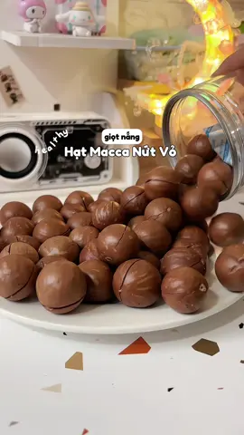 Không hổ danh là nữ hoàng hạt đó nha #macca #hatmacca #nongsangiotnang #anvathealthy #healthy 