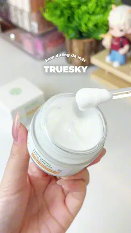 dùng là mê 🤩 #duongtrangdamat #trangdamat #kemduongtrangda #truesky #thaothichriviu 