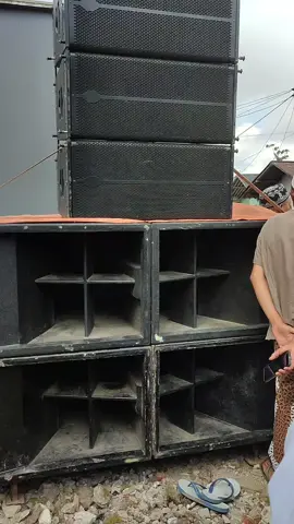 dodone koyok di antemi bolo😁👍 @wisnujayaAudio @Gandrung Nabi Multimedia @Majelis Gandrung Nabi #soundsystem #sound #fyppppppppppppppppppppppp #fyp #fypシ゚viral 