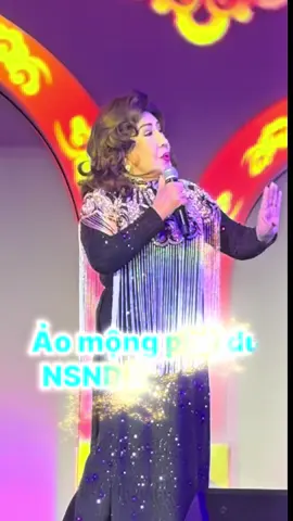 Mình đã lặng người khi Nghệ Sĩ Nhân Dân Lệ Thuỷ cất lên bài hát này. Thực sự rất xúc động. Nếu như lời bài hát ai cũng hiểu và hành theo thì cuộc đời có lẽ đã đẹp biết bao nhiêu. Nó cũng như lời nhắc nhở cho tất cả chúng ta.  Hãy làm một thứ kinh doanh chân chính. Làm trong sự vui vẻ và bình an ! ❤️❤️❤️ #nguoitruyencamhung #longlifelearner #krisjessi #FCA #winwin