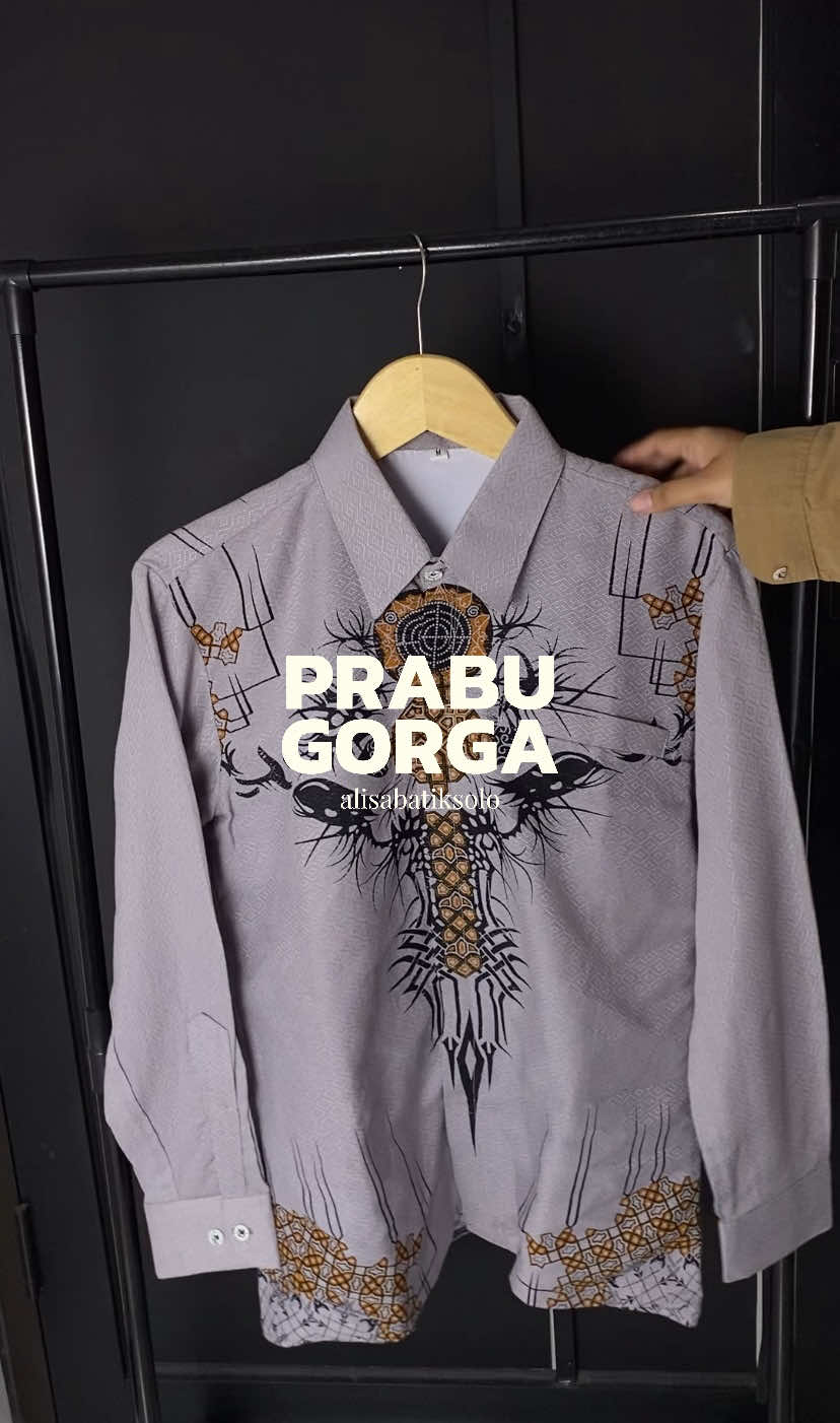 new motif nih dari alisabatiksolo motif prabu gorga 😍 #alisabatiksolo #kemejabatikslimfit #kemejabatiklenganpanjang 