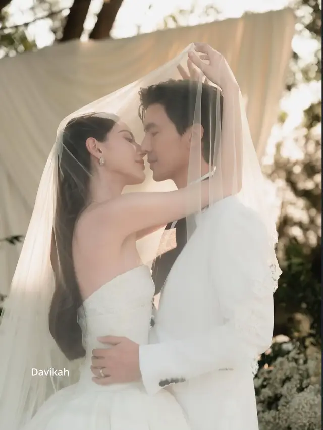 မနေ့ကပဲ ဒါဝီတို့ လက်ထပ်ပွဲလေးပီးသွားပါပီး🤍 ဒါဝီ ပျော်သလို့ ထပ်တူထပ်မျှ ပျော်ရွှင်ရပါတယ်🥰 #davikah  #davikahchannel  #terchantavit  #TerMaiWedding #davikahchannel @Davikah Channel 