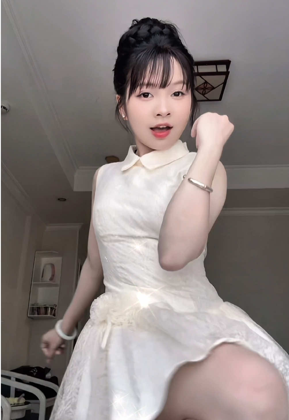 Chúc cả nhà tuần mới nhiều năng lượng, giữ gìn sức khoẻ nha 🍀☘️🌷🌿🍃🌱 @Amelie Official 