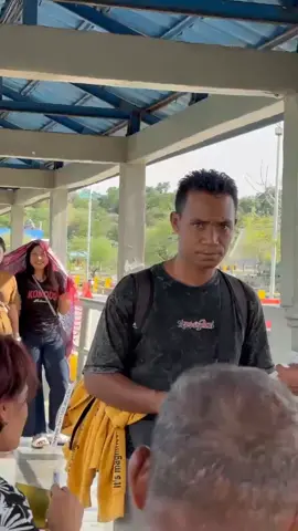 Awiii Mama ee produk mana nii ee😍🙏 ijin kka punya baitua🙏😇#roteisland🌴 #foryourpage #nttpride🏝🔥 #fypage @INDRA POKO MOTOR,01 @Kelana Semesta 